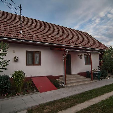 Отель Dobra Haz Ковасна Экстерьер фото